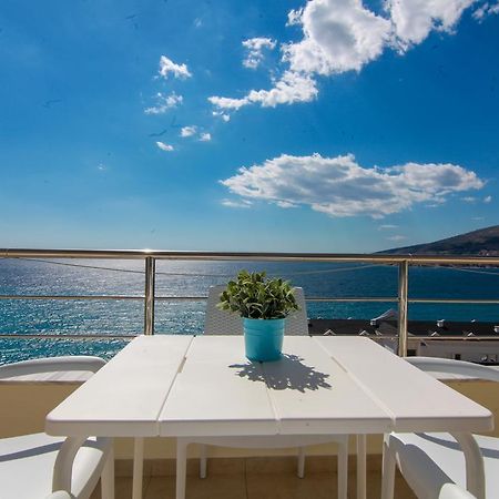 Blue Sea Apartments Sarandë Eksteriør billede