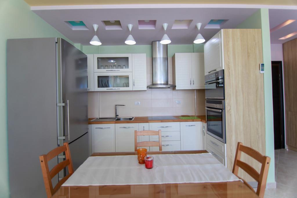 Blue Sea Apartments Sarandë Eksteriør billede