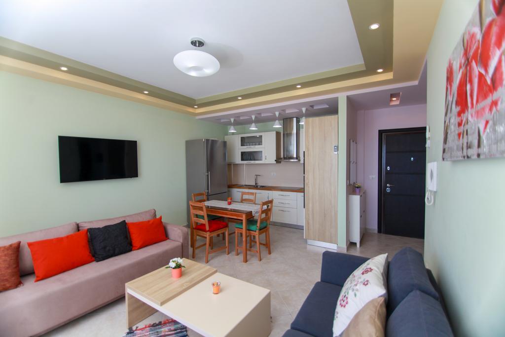 Blue Sea Apartments Sarandë Eksteriør billede