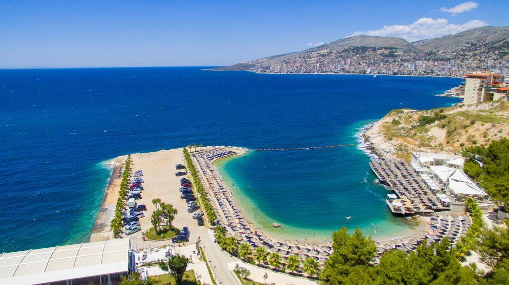Blue Sea Apartments Sarandë Eksteriør billede