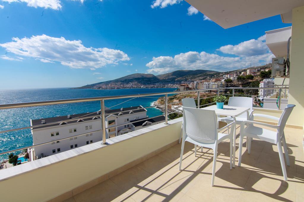 Blue Sea Apartments Sarandë Eksteriør billede