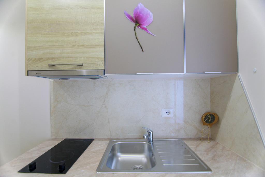 Blue Sea Apartments Sarandë Eksteriør billede